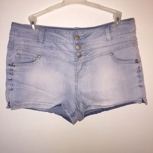 Lightwash Jean Shorts